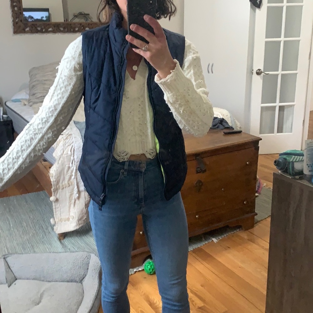 Aeropostale vest